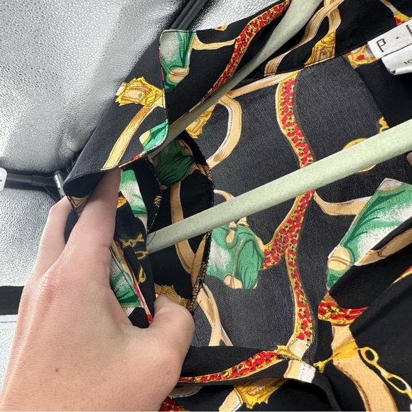 Vintage 100% Silk Blouse Novelty Print Chain Purse Print Size 3XL Piano Brand - Picture 5 of 5